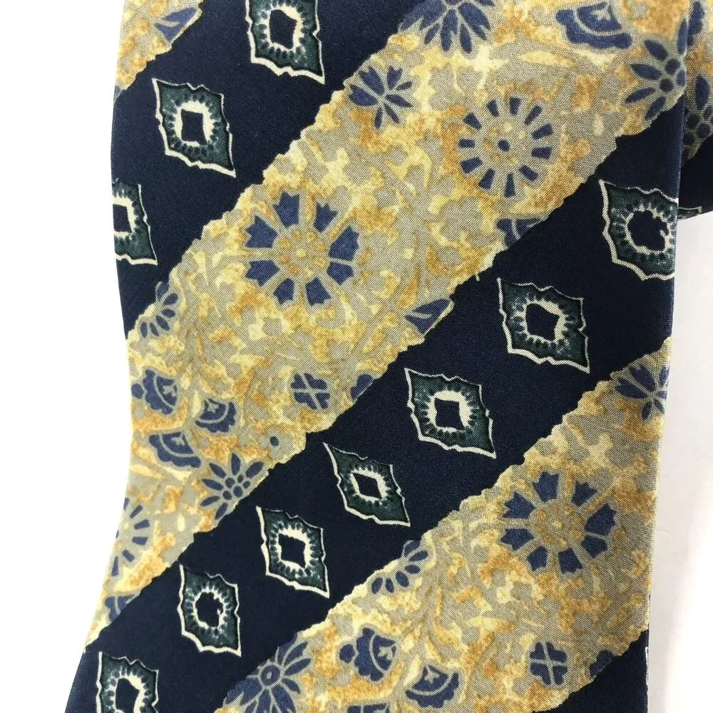 Metropolitan Museum of Art Silk Tie Vtg Blue Gold Geometric Pattern Made Canada